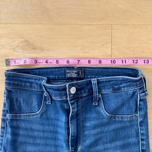 Abercrombie & Fitch | Size 28 | Simone High Rise Jean Legging | Medium Wash - Picture 8 of 10